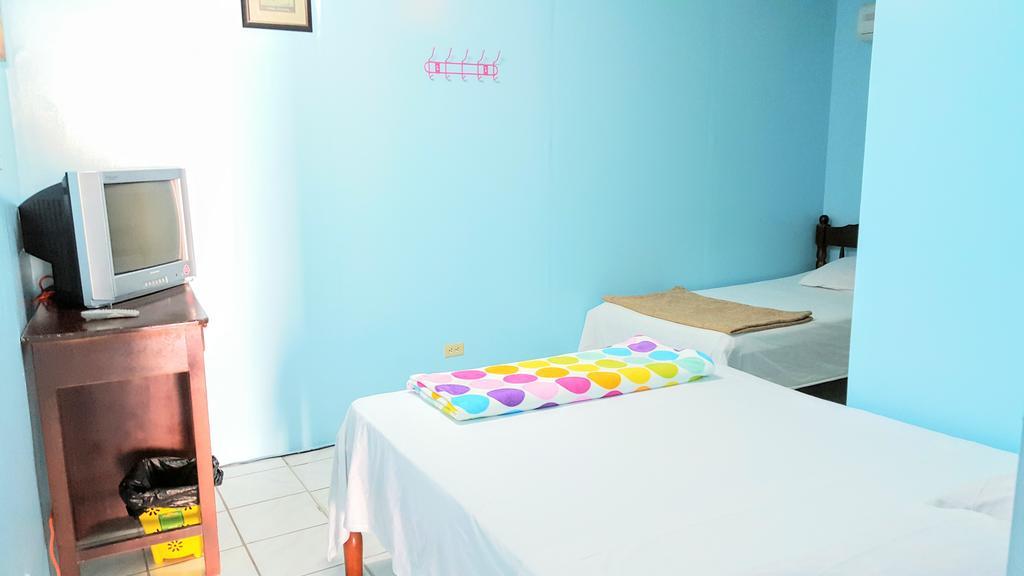 Sea Breeze Guest House Belize City Exterior foto